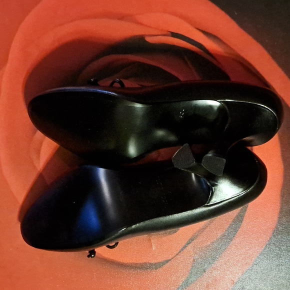 Bisou Bisou Heels - Picture 6 of 7